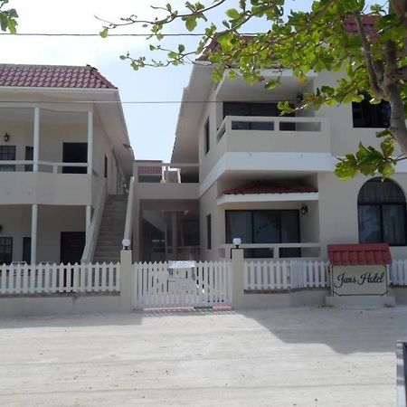 Jans Hotel Caye Caulker Bagian luar foto